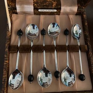 Vintage Silver Plate Demi-Tasse Spoon Set